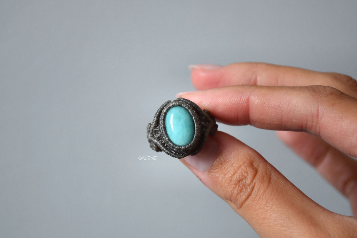 Anello in macramè con Amazzonite centrale fatto a mano 