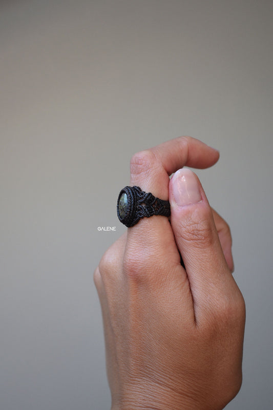 anello rune con dragon blood lavorazione laterale