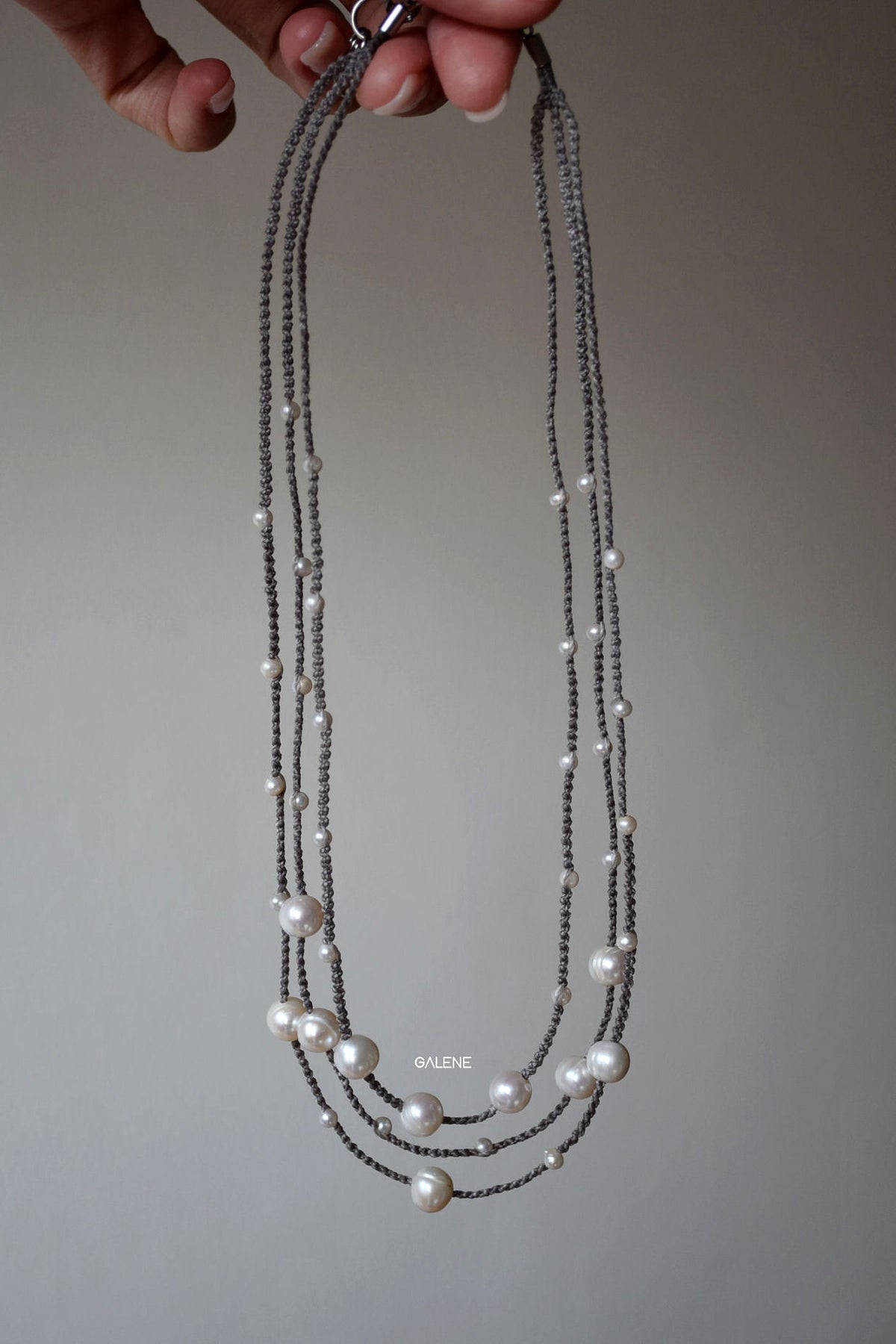 collana multifilo con perle